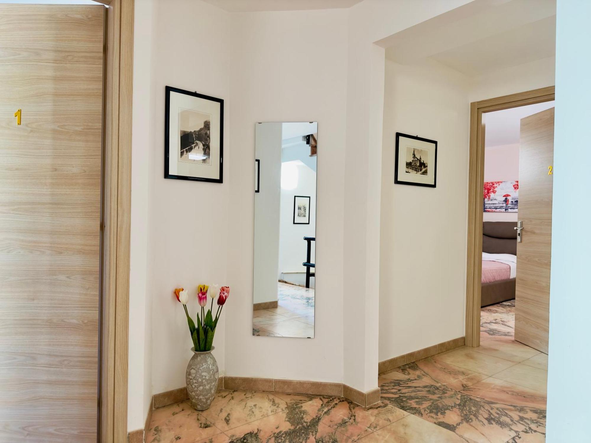 Unique Rooms In Centro Citta Bagno Privato E Climatizzatore Ragusa Exterior photo
